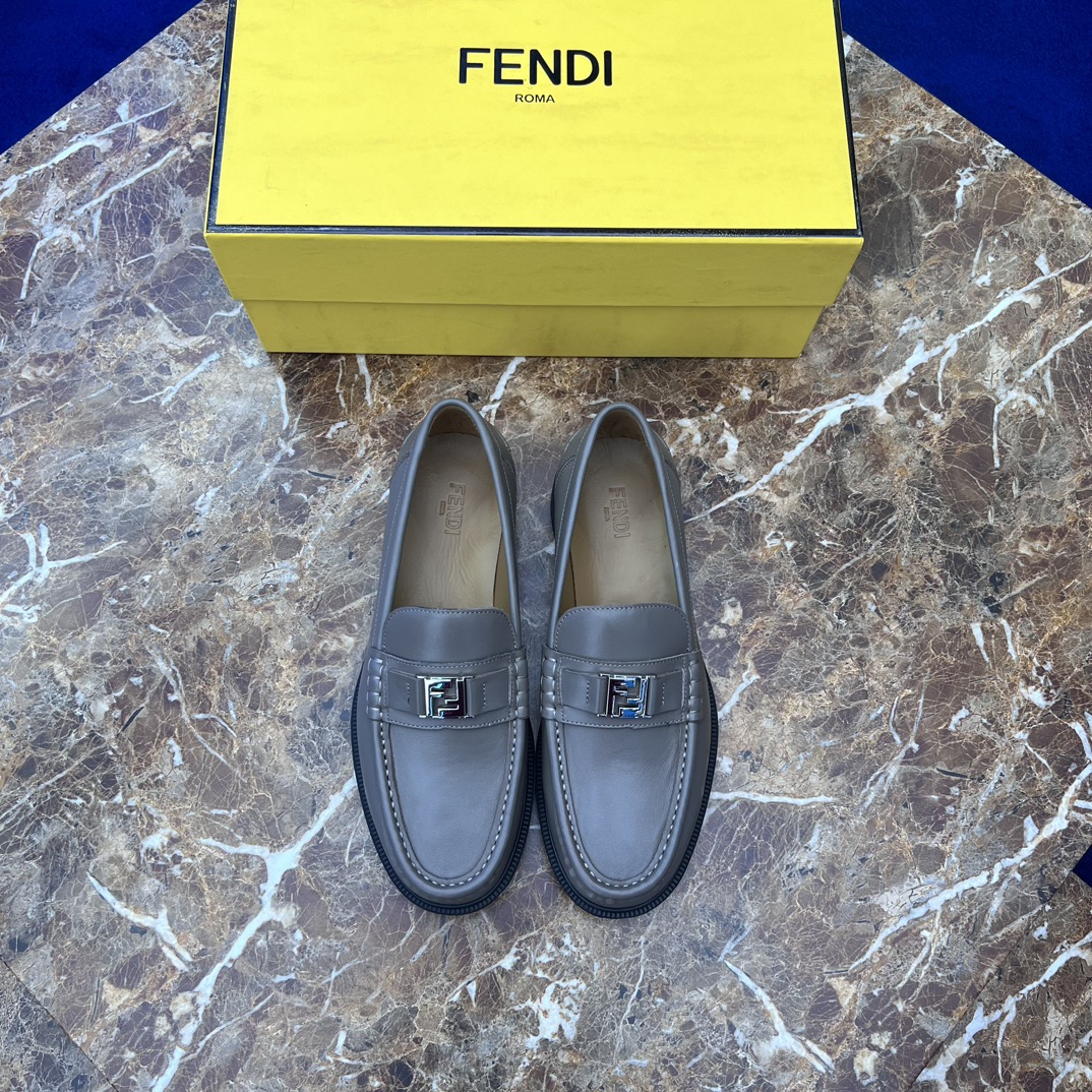 Fendi, 39-44