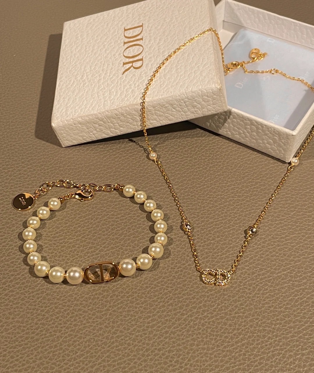 Dior Pearl Bracelet and Crystal Necklace Set - Comprehensive