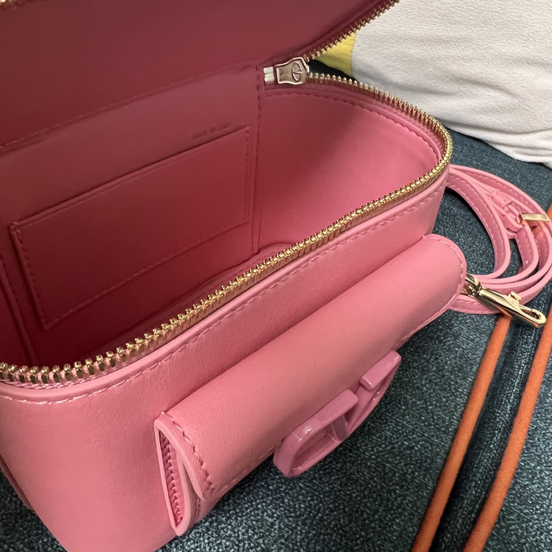 Celine Luxury Handbag Collection 8