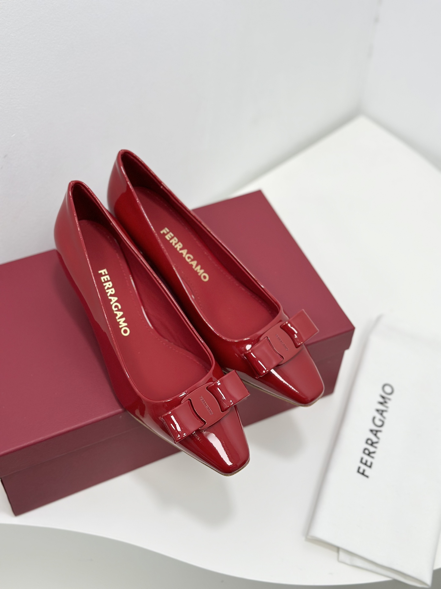 Salvatore Ferragamo Vara Red Patent Leather Bow Pump, Square Toe, Comfortable 6 i1705839619 5304 0