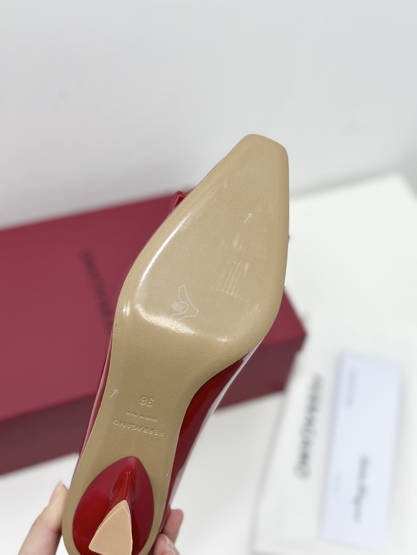 Salvatore Ferragamo Vara Red Patent Leather Bow Pump, Square Toe, Comfortable 10 i1705840203 62 0