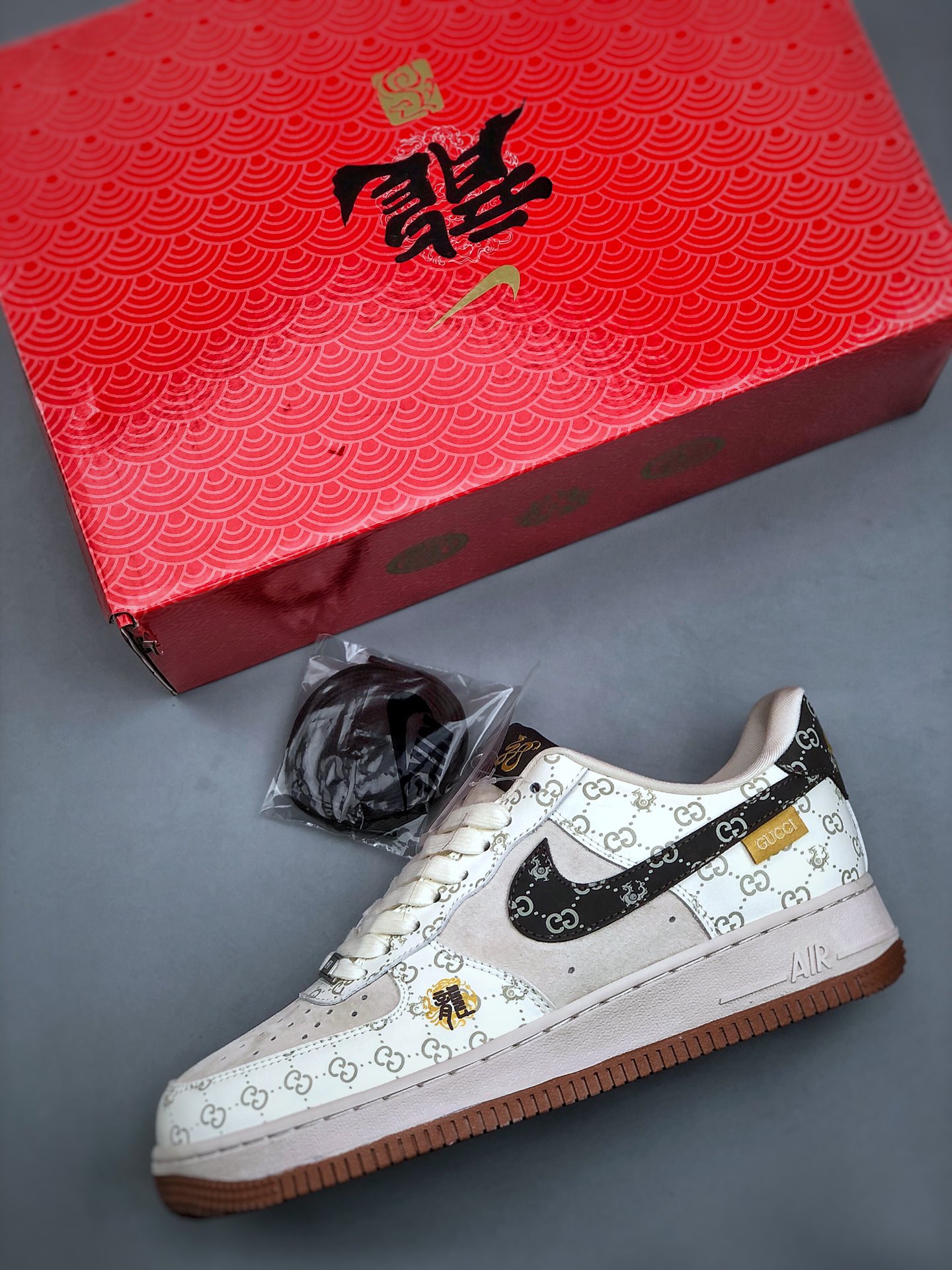 KNikeAirForce1Low07xGUCCI古驰白灰黑原楦头原纸板打造纯正低帮空军版型专注外贸渠道