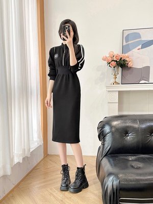 Chanel Clothing Dresses Black Embroidery Cotton Knitted Knitting Spring Collection