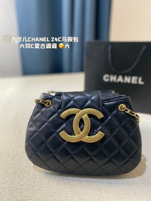Chanel AAAAA+ Saddle Bags Luxury Cheap Replica Black Winter Collection Vintage