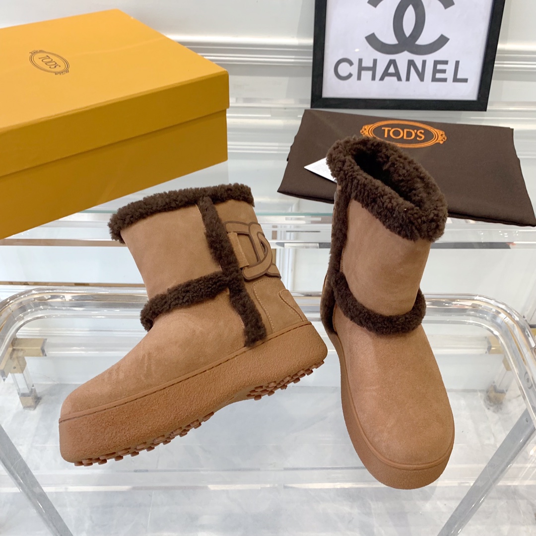 Tod’s New Snow Boots: High-Quality Winter Essential with Water-Resistant Cattle Skins. - 图片 3