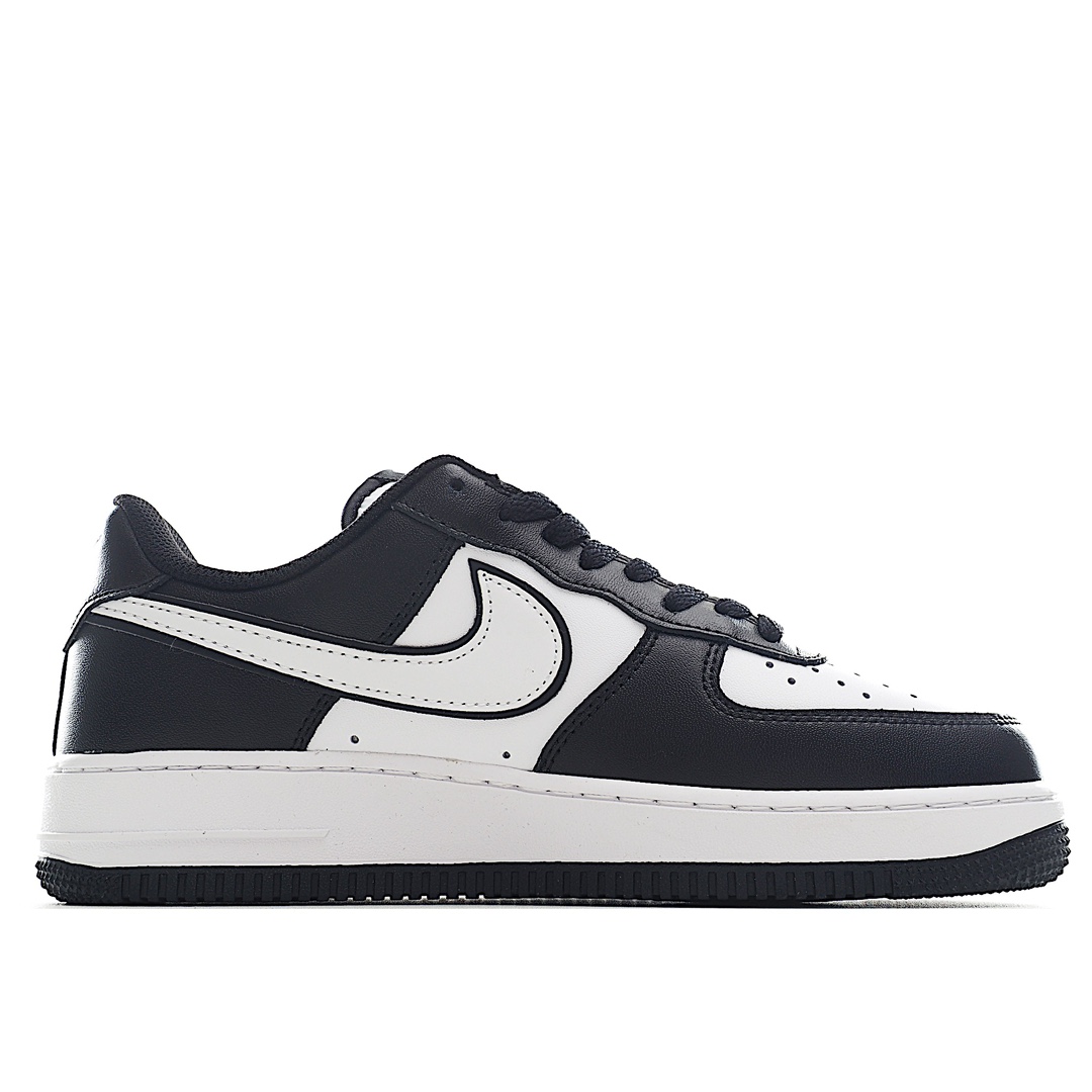 the Dragon Limited Edition Nike Air Force 1 '07 Low "Oracle" low-top 3