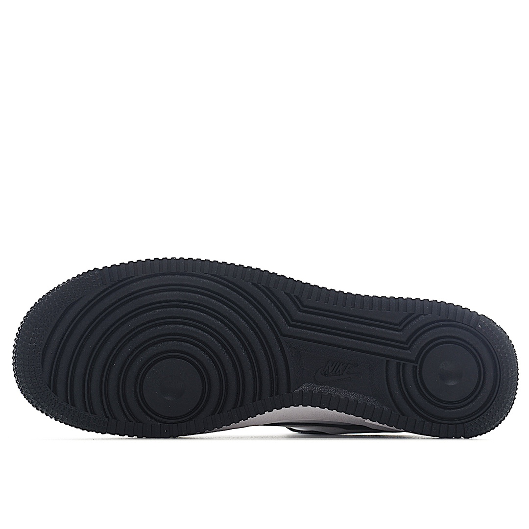 the Dragon Limited Edition Nike Air Force 1 '07 Low "Oracle" low-top 6
