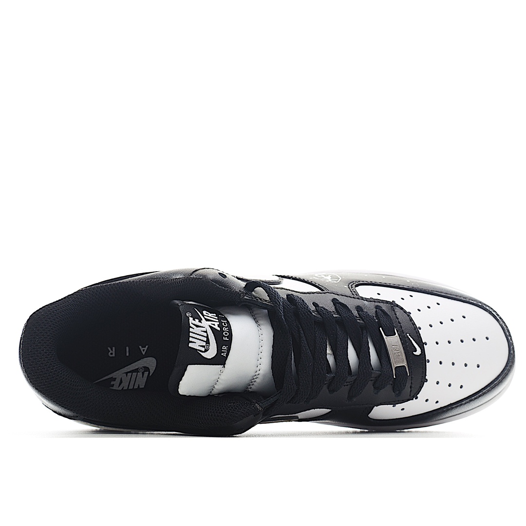 the Dragon Limited Edition Nike Air Force 1 '07 Low "Oracle" low-top 4
