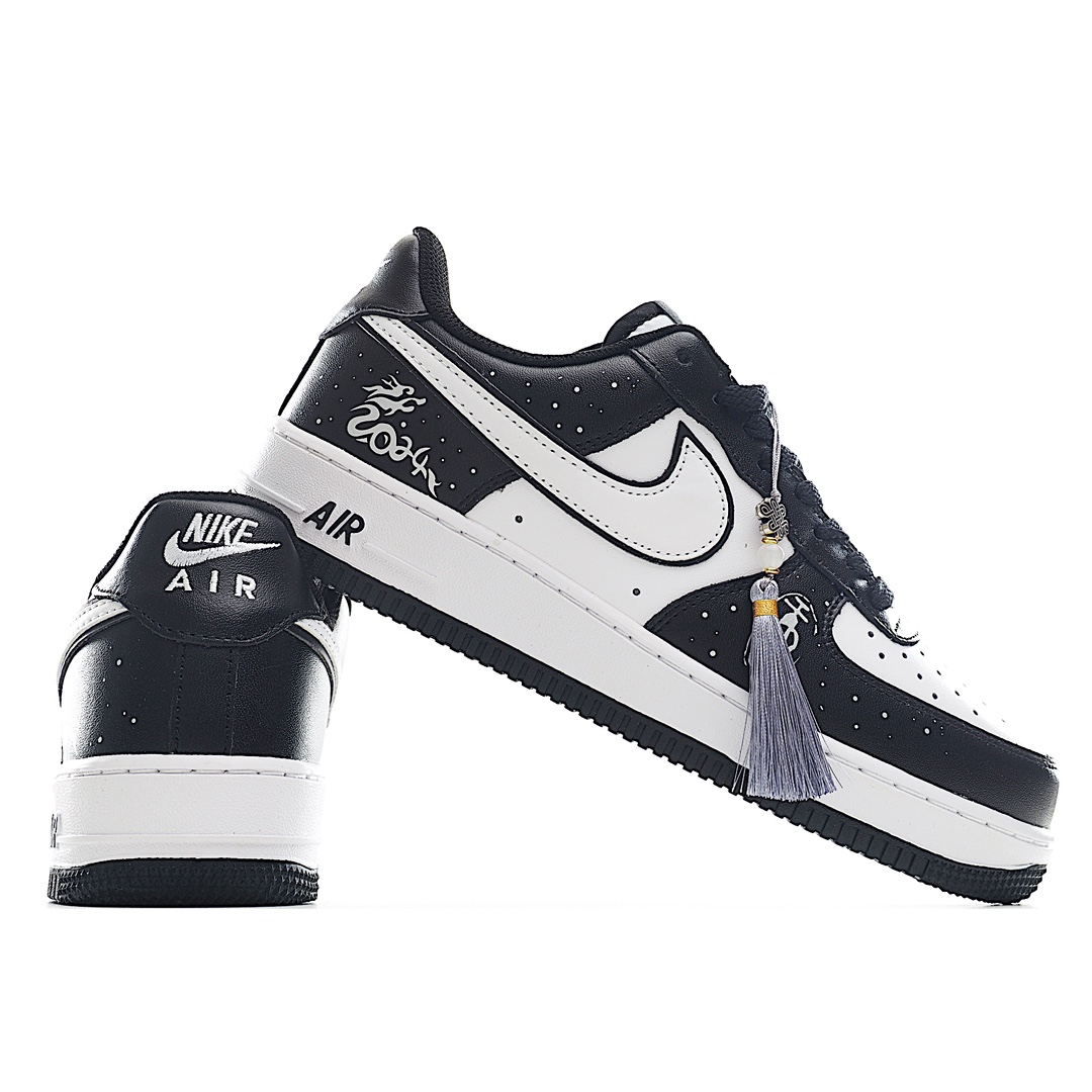 the Dragon Limited Edition Nike Air Force 1 '07 Low "Oracle" low-top 7