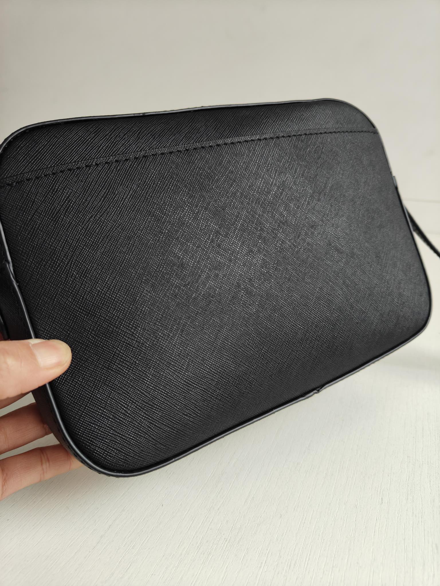 Michael Kors ～MK新款JET SET ITEM系列女包链条小方包单肩斜挎包相机包，尺寸：24×16×5