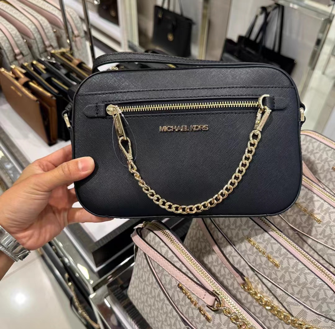 Michael Kors ～MK新款JET SET ITEM系列女包链条小方包单肩斜挎包相机包，尺寸：24×16×5