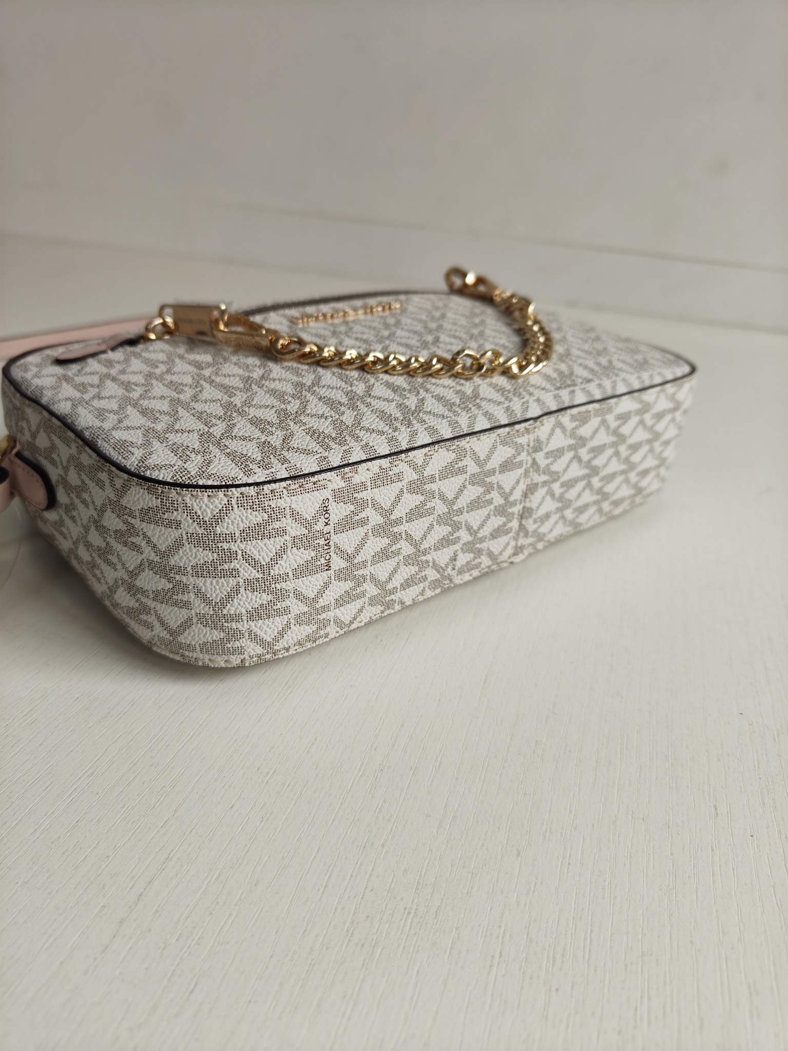 Michael Kors ～MK新款JET SET ITEM系列女包链条小方包单肩斜挎包相机包，尺寸：24×16×5