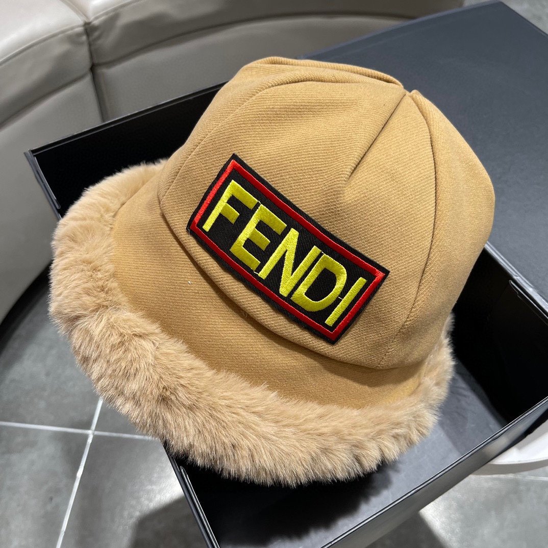 FENFI芬迪2023新款专柜款渔夫帽超好搭配闭眼入的一款
