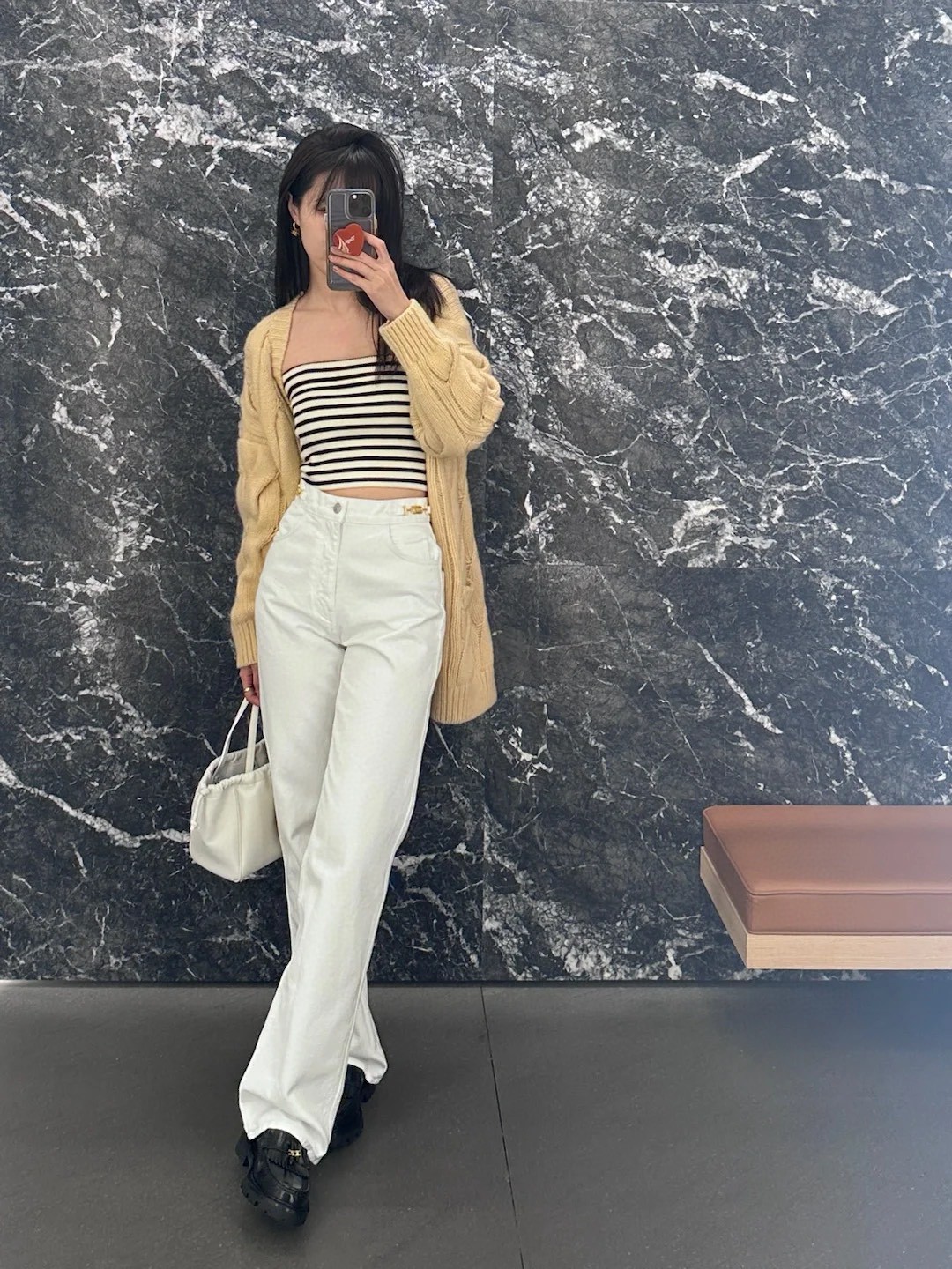 Celine White Straight Leg Jeans with Triomphe Logo - High Street Fashion 3 a1706251141647 3002