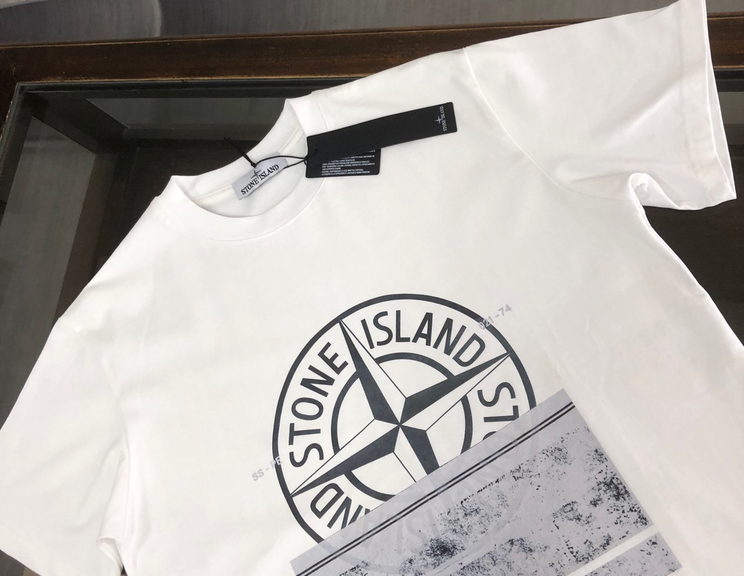Stone Island’s Custom Cotton T-shirts: Unique Design, Comfortable Fit, Various Sizes and Colors - 图片 3