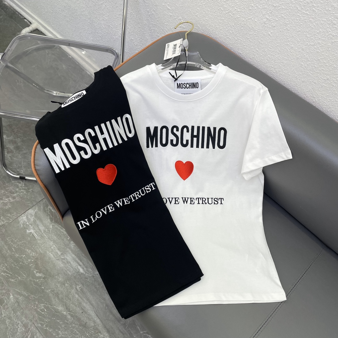 Moschino2024早春新款刺绣字母爱心图案T恤！黑色 白色SmL