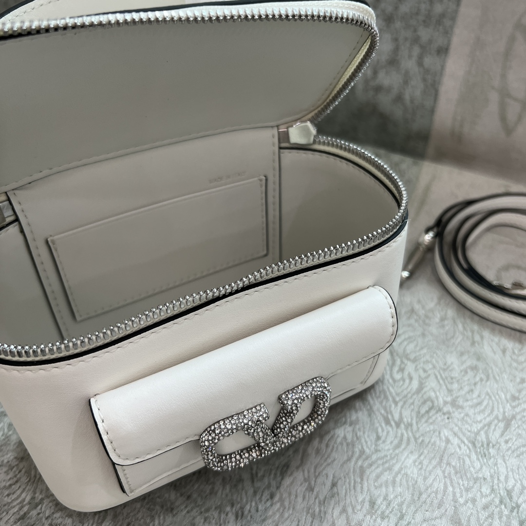 Celine Luxury Handbag Collection 8