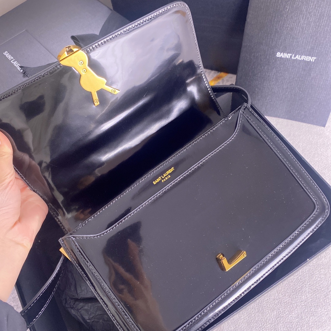 黑色金扣漆皮_23cm必火爆款还没上市就攻陷了整个时尚圈怀旧左岸灵感来自巴黎左岸街名RueDeSolfe