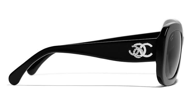  官网

TOP QUALITY 
chanel 
diamond
modCH5468B 
SIZE55