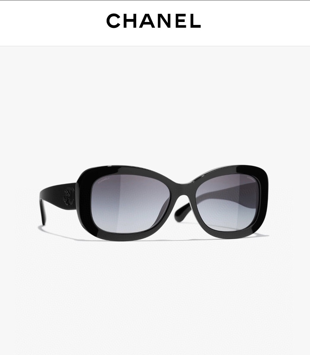  官网

TOP QUALITY 
chanel 
diamond
modCH5468B 
SIZE55