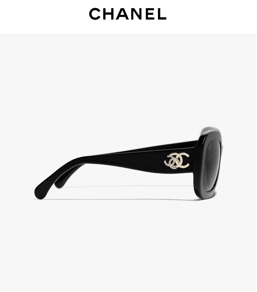  官网

TOP QUALITY 
chanel 
diamond
modCH5468B 
SIZE55