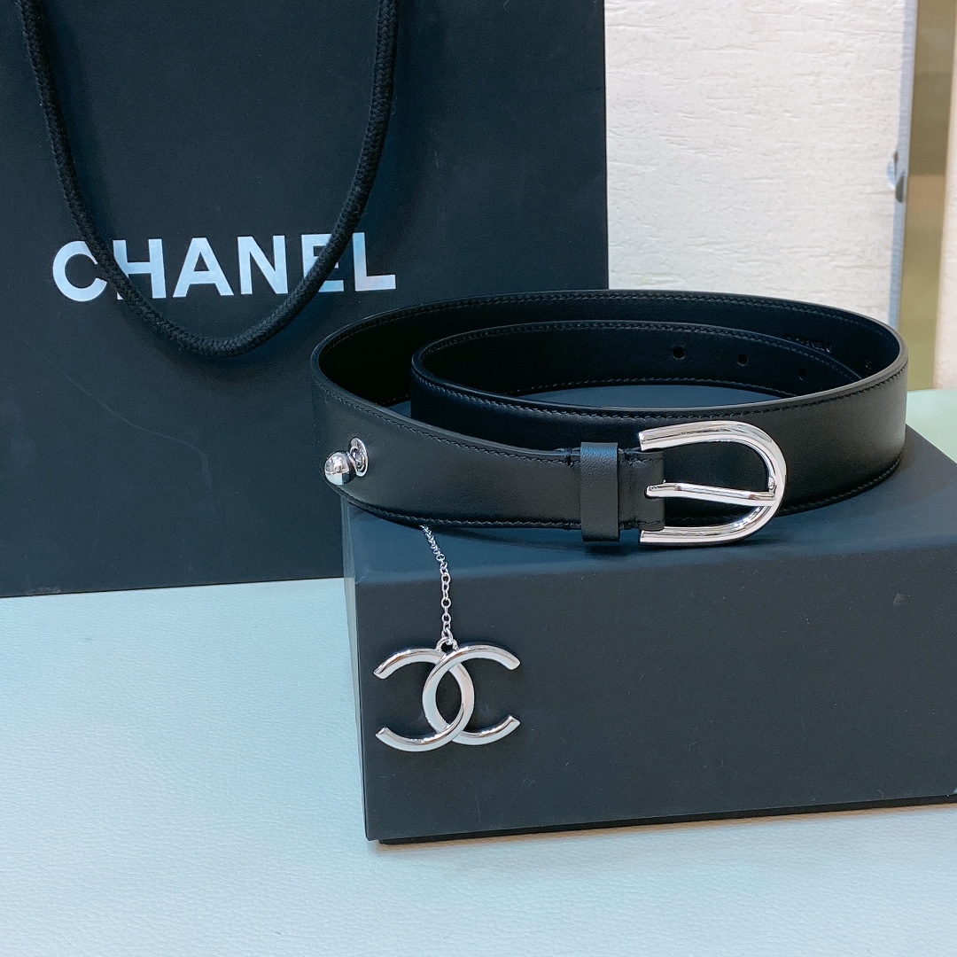 Chanel24s小牛皮与黄铜金属简约针扣独家首发码数75-95欧