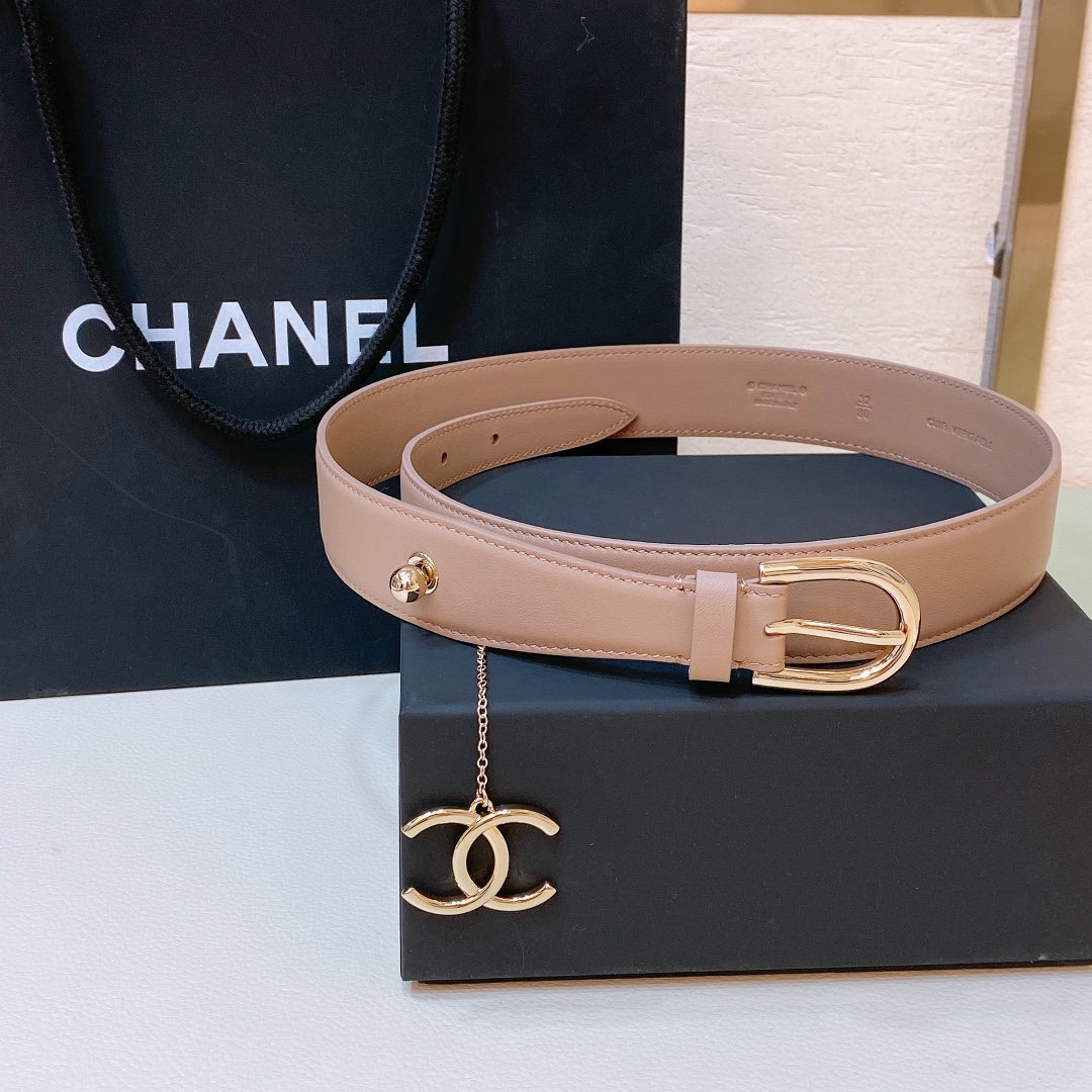 Chanel24s小牛皮与黄铜金属简约针扣独家首发码数75-95欧