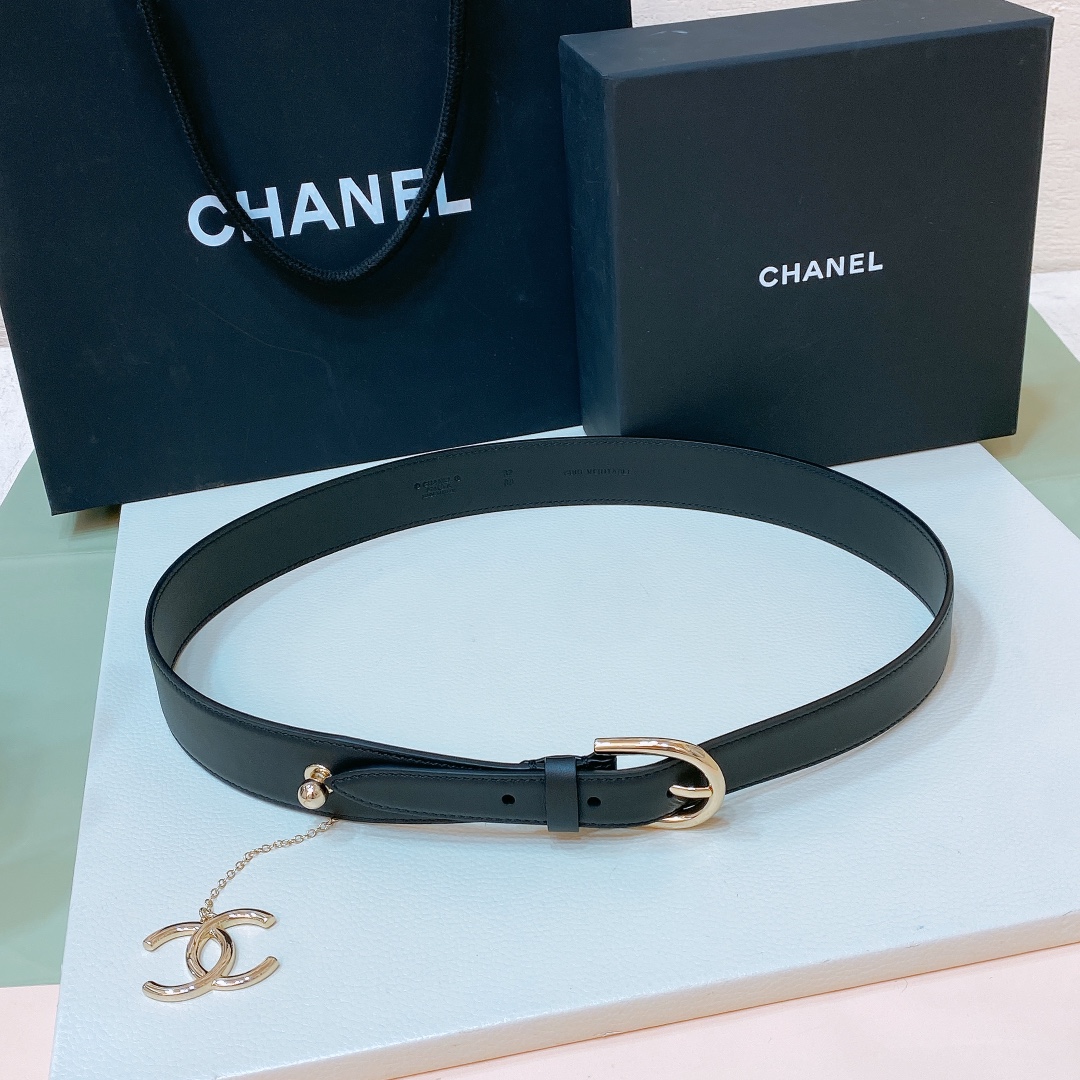 Chanel24s小牛皮与黄铜金属简约针扣独家首发码数75-95欧