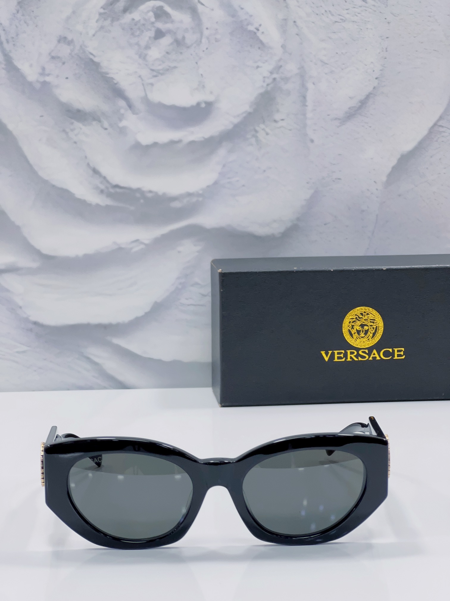 VERSACE 4376 Acetate Cat-Eye Sunglasses
