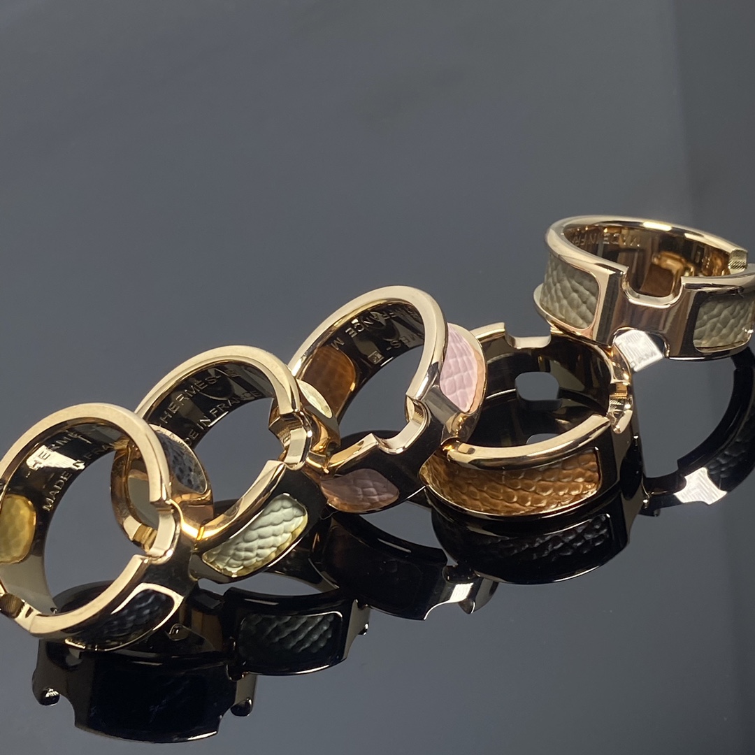 NO:104348,Hermes ring New product pig nose ring with leather 5-11 platinum rose gold gold, Hermes ring, hermes ring, ring, gold19860909爱马仕戒指 新品带皮猪鼻子戒指 码数5-11白金 玫瑰金 黄金,爱马仕戒指,hermes,ring,gold,Jewelry