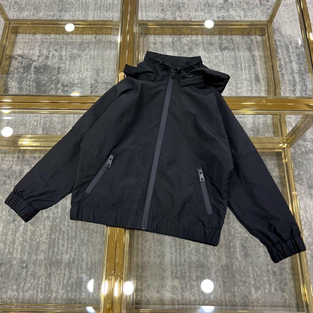 Bottega Veneta’s Innovative Anti-Theft Zipper Technology: A Detailed Overview - 图片 2