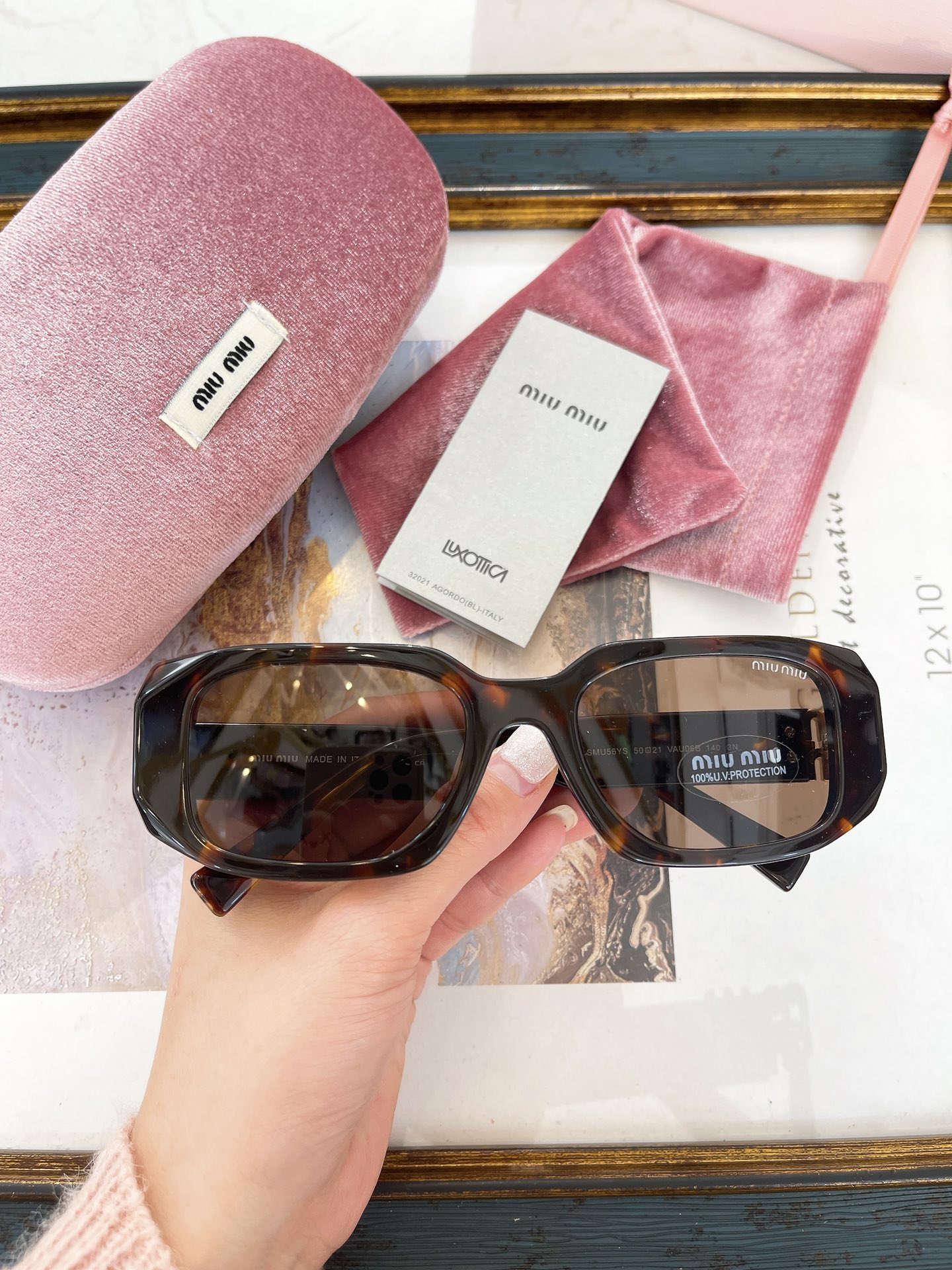 Miu Miu 缪缪墨镜