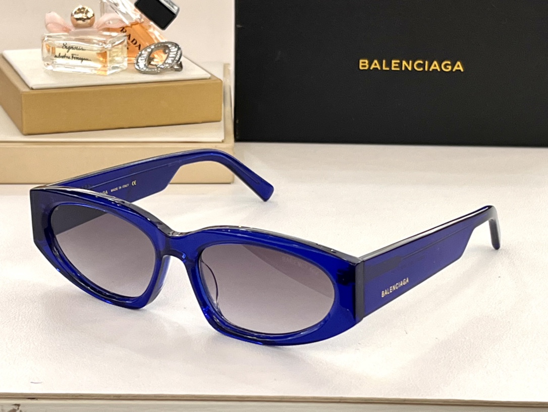 BALENCIAGAMODELBB0031SIZE:57-17-145