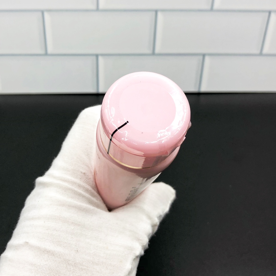 45💰
低价跑量款✔️雅诗兰黛粉色氨基酸洗面奶125ml！