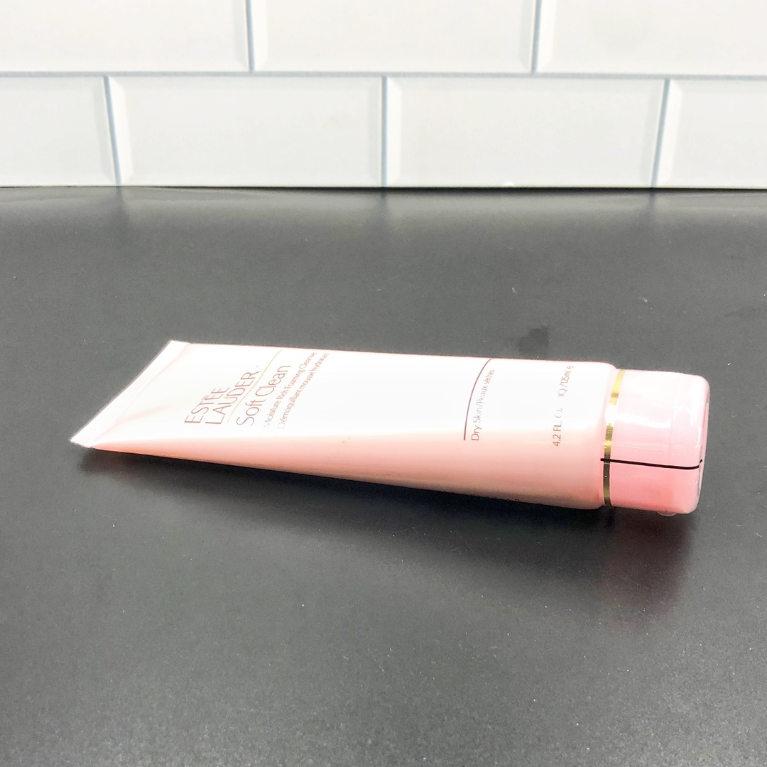 45💰
低价跑量款✔️雅诗兰黛粉色氨基酸洗面奶125ml！