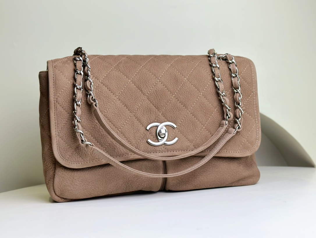 Chanel Crossbody & Shoulder Bags Buy Cheap
 Chamois Vintage Chains