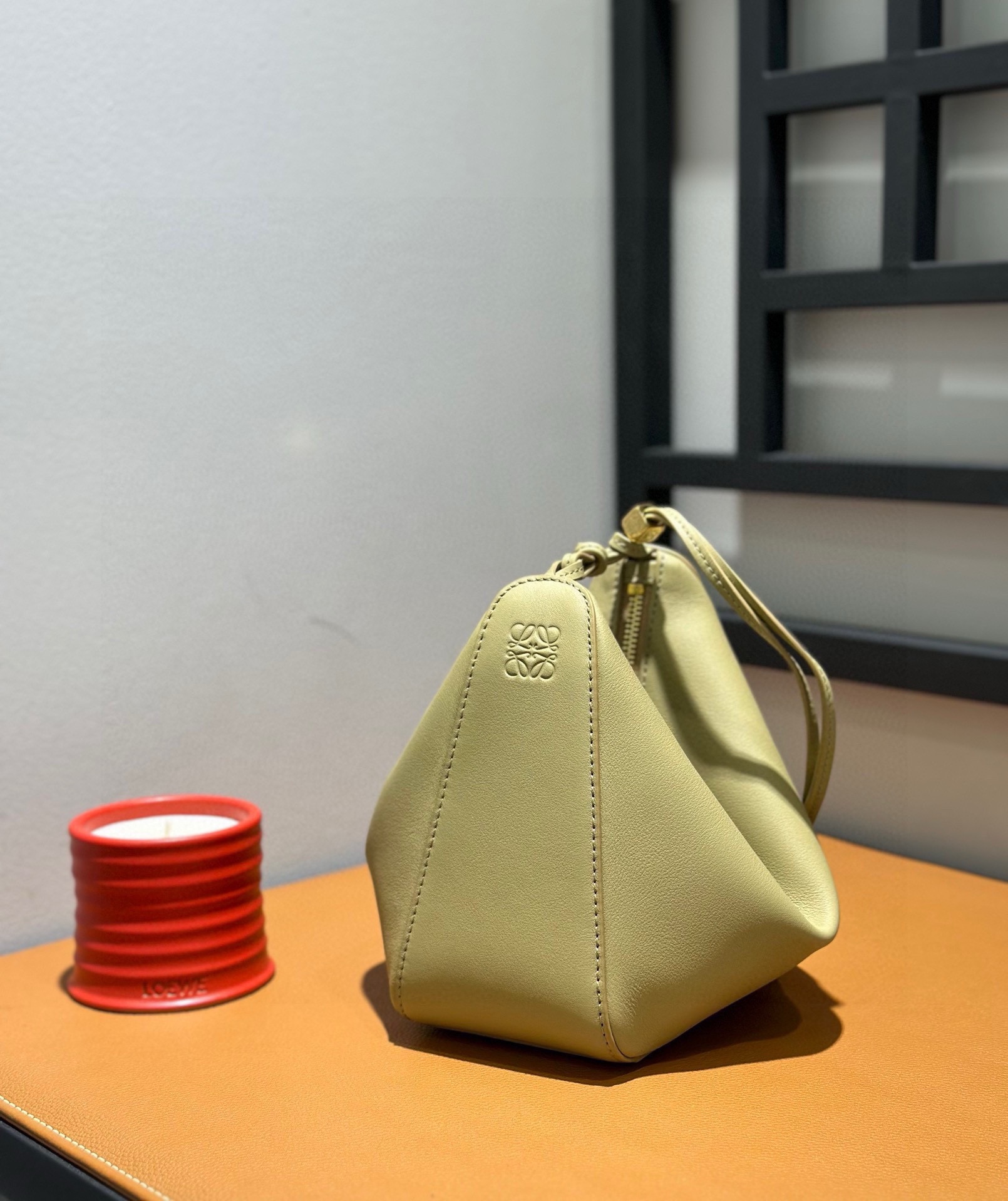 Loewe Hammock Tassen Schoudertas Top kwaliteit
 Onderarm