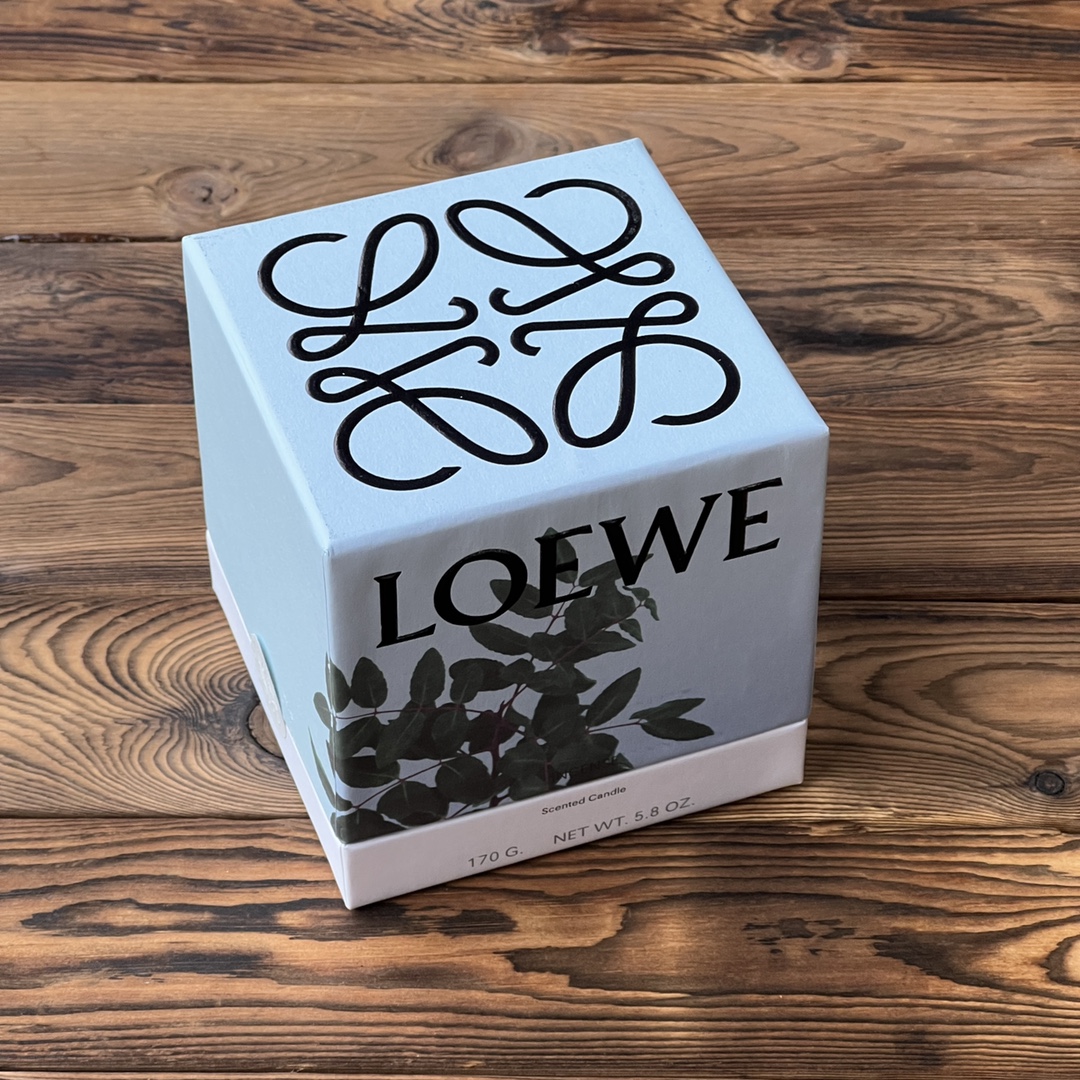 Loewe Haute Couture Artisanal Perfumery Haute Fragrance Scent Perfume