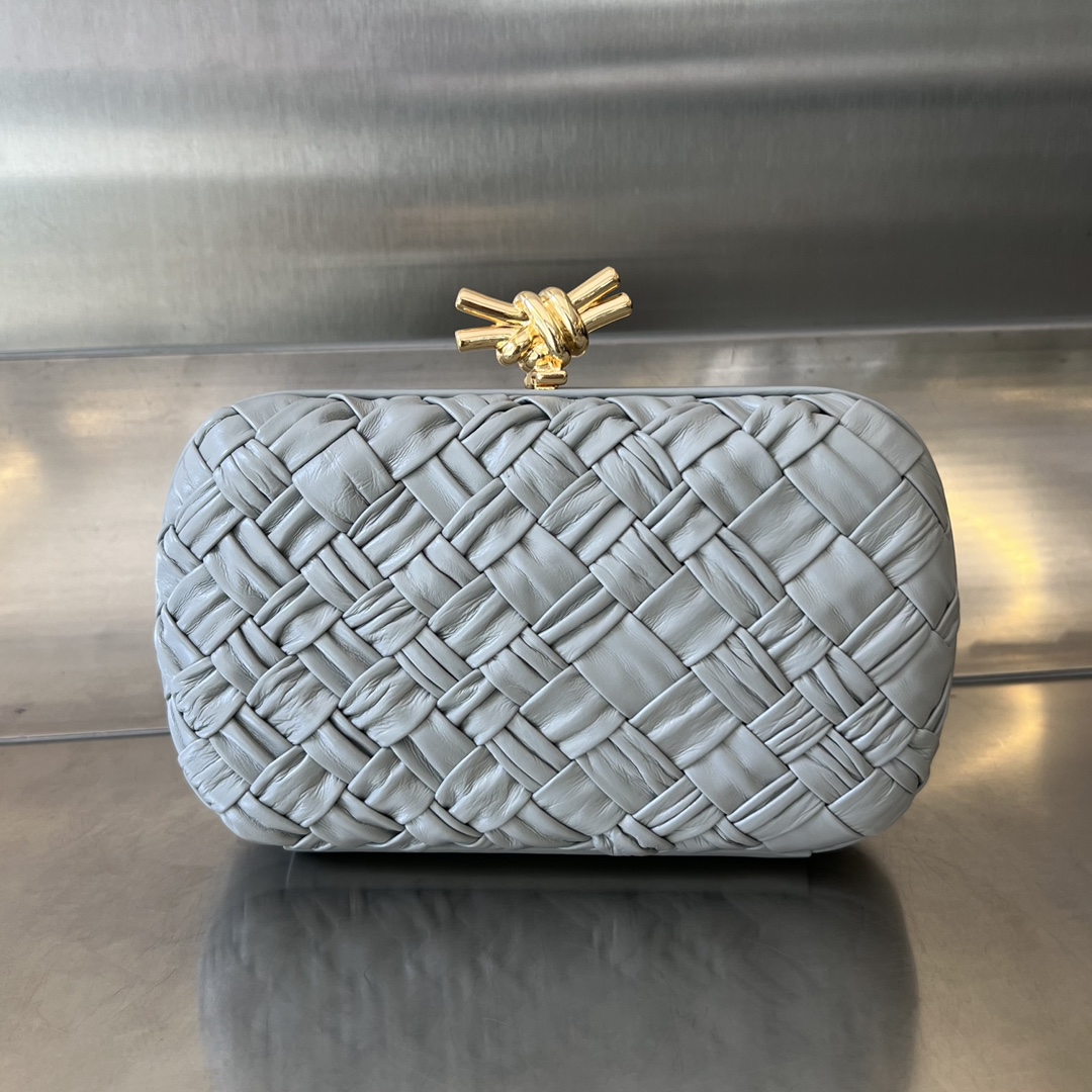 Bottega Veneta Knot 編織 手拿包