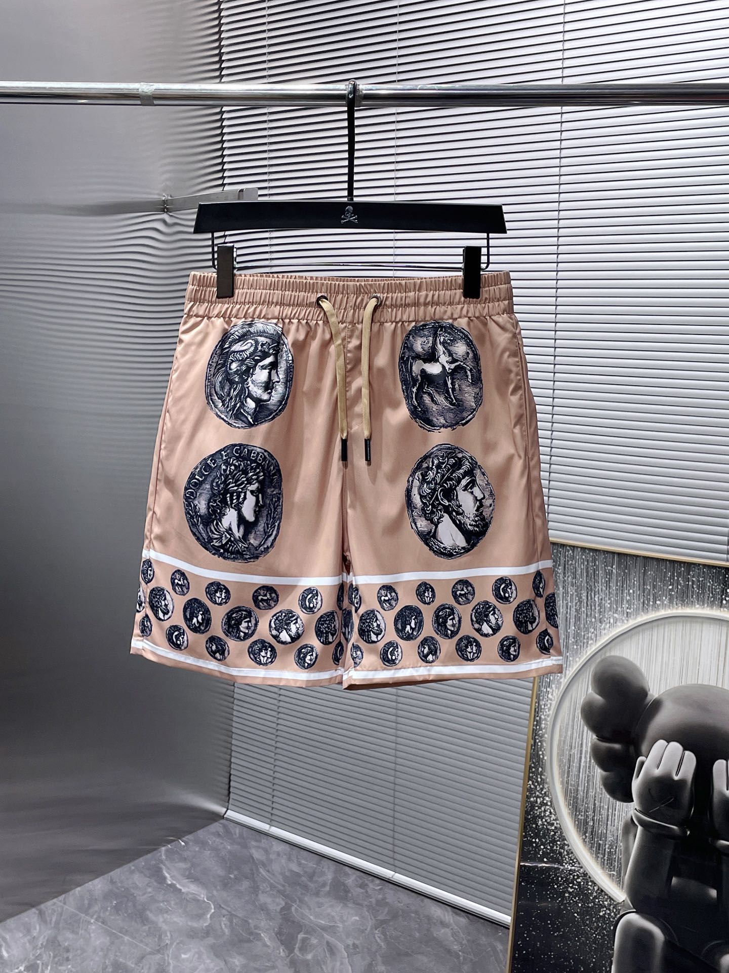 Dolce & Gabbana Luxury
 Clothing Pants & Trousers Shorts Beach