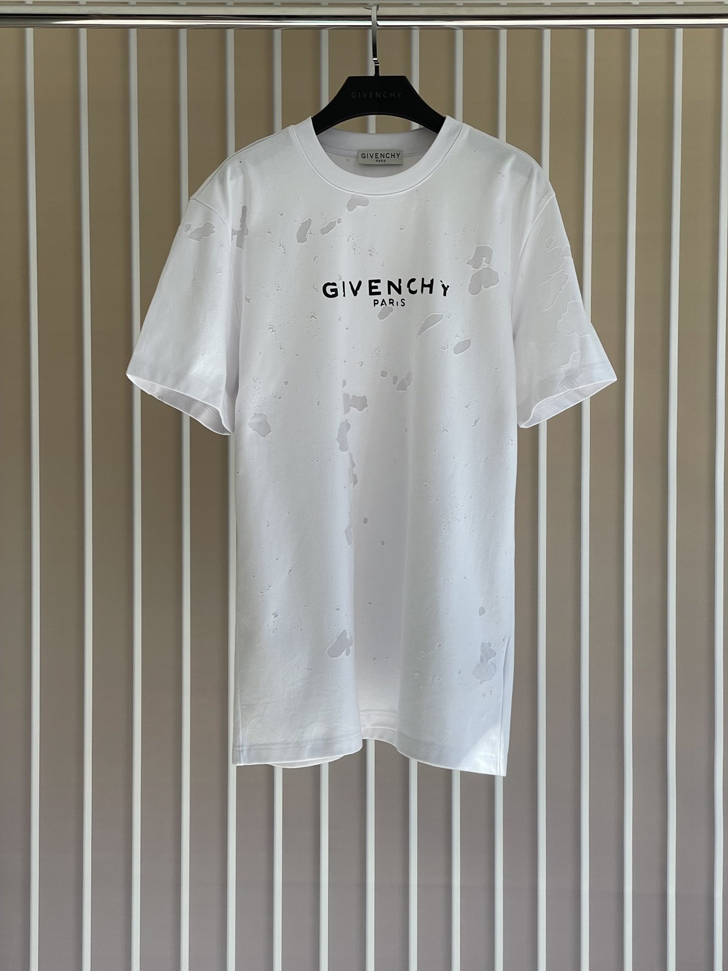 GVC-24/大破洞小字母短袖T恤 全棉复合厚面料 顶级版本 XS Ｓ M Ｌ XL 齐码现货zldbd