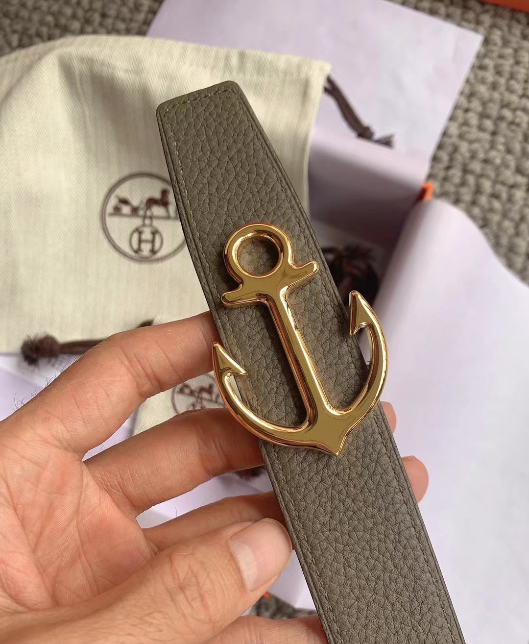  Hermès女装腰带 双面进口原版皮料 纯钢五金 高端上档次  3.2CM
