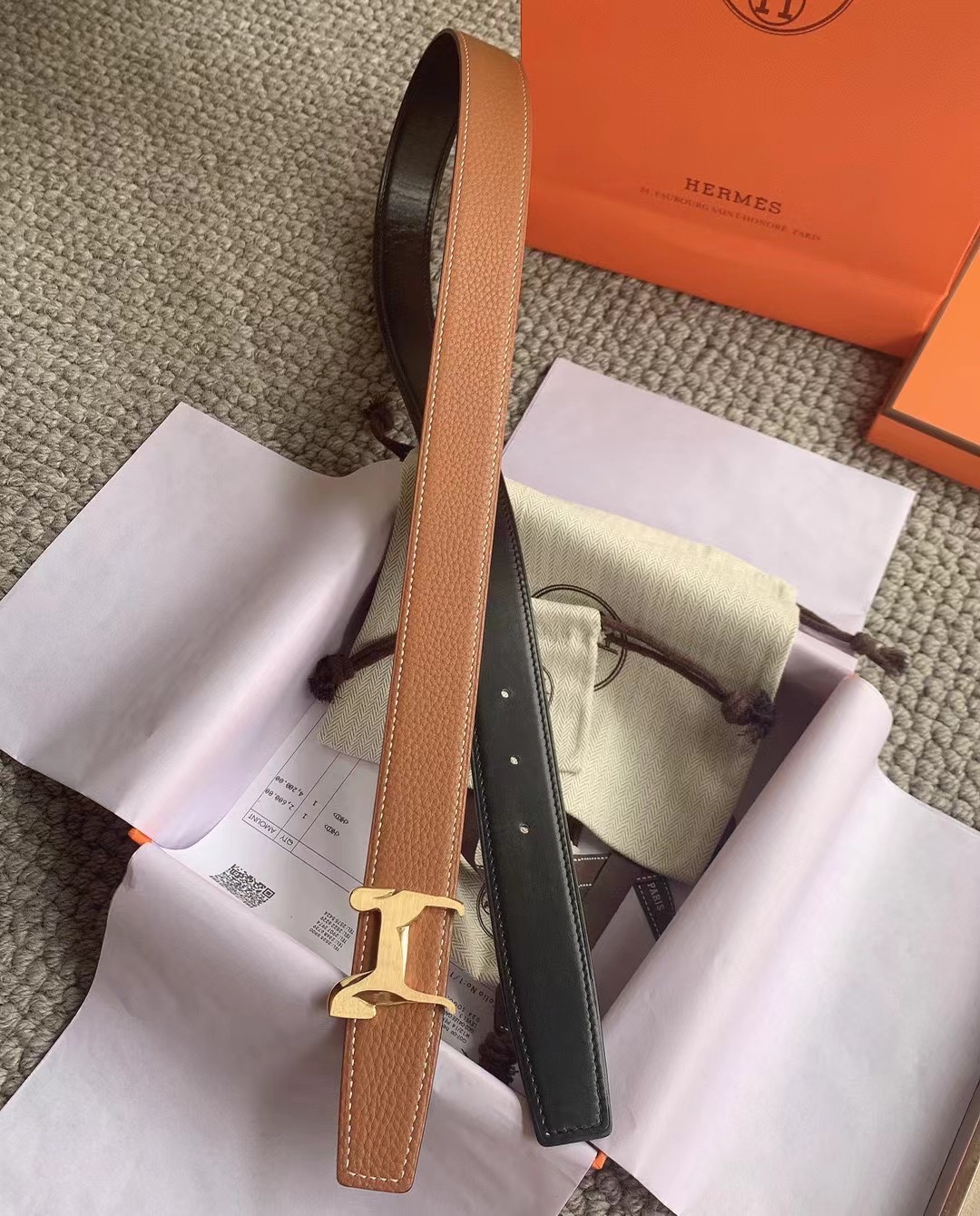  Hermès女装腰带 双面进口原版皮料 纯钢五金 高端上档次  3.2CM