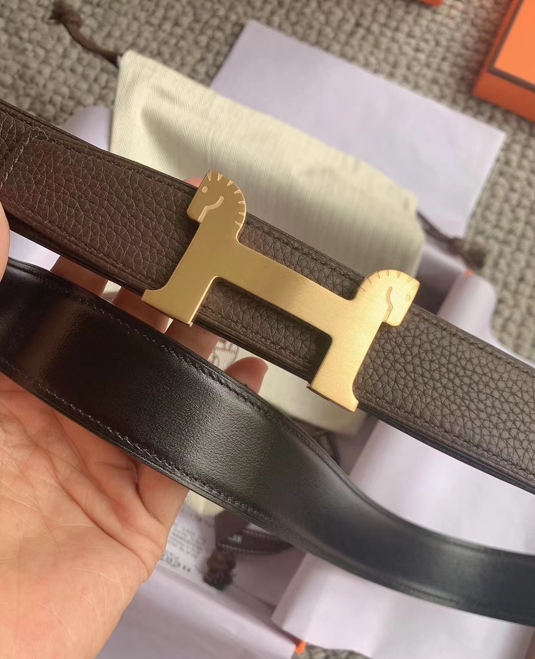  Hermès女装腰带 双面进口原版皮料 纯钢五金 高端上档次  3.2CM