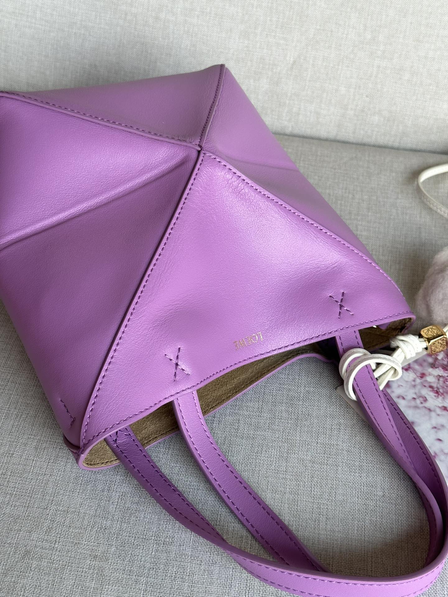 Loewe Puzzle Fold Mini Tote Bag, Leather Satchel, Shoulder Bag, Rose/Lilac 9 i1708505662 535 8