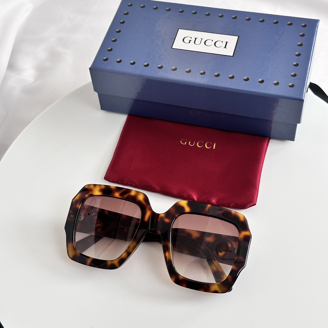 Gucci Okulary przeciwsłoneczne Wyprzedaże online
 Kobiety Fashion