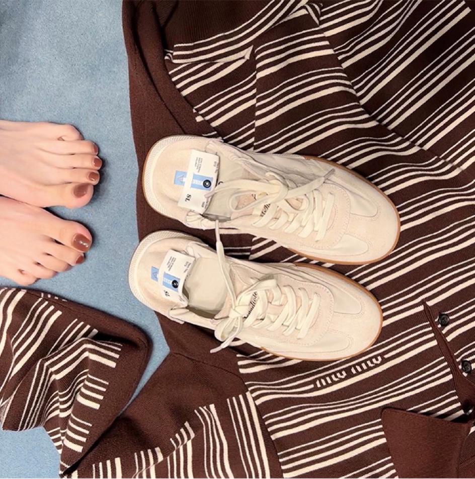 Stuart Weitzman’s 2024 Summer Shoes: Comfortable, Stylish, and Unique - 图片 6