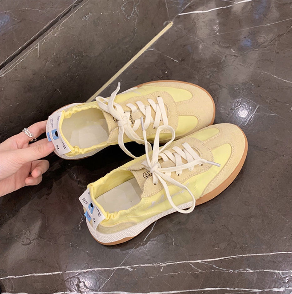 Stuart Weitzman’s 2024 Sports Shoes: Comfortable, Stylish, and German-Inspired