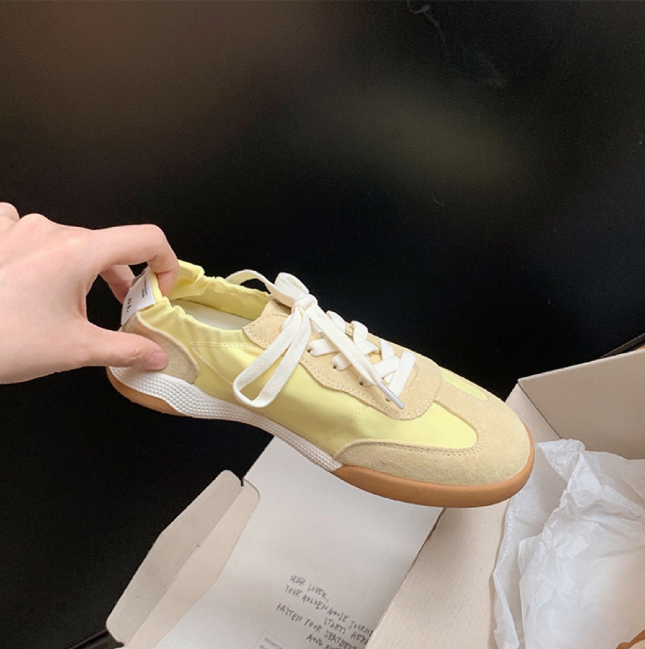 Stuart Weitzman’s 2024 Sports Shoes: Comfortable, Stylish, and German-Inspired - 图片 7