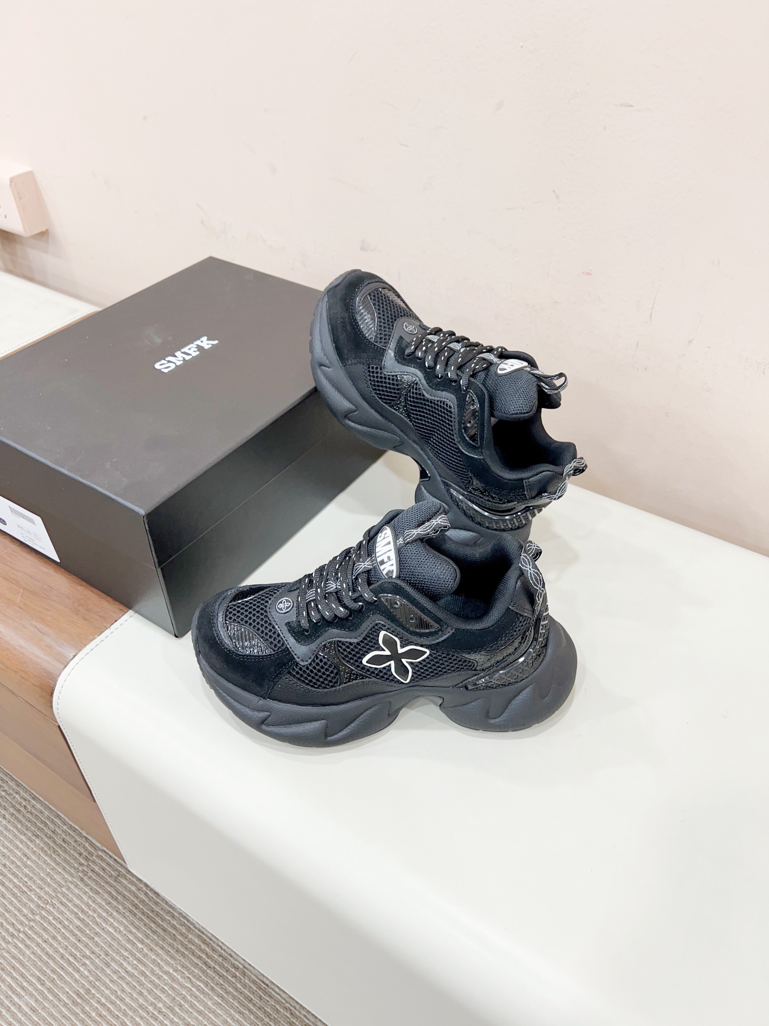 2024 SMF Quail Certified High-Quality Shoes with Zirconium Fabric and Original Design - 图片 3